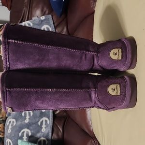Make offer! Bearpaw 🐾🐾 purple boots size 6 Make an offer!!!